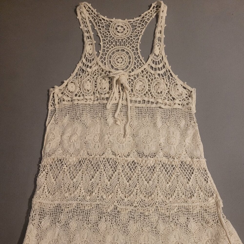 White crocheted top/cover up